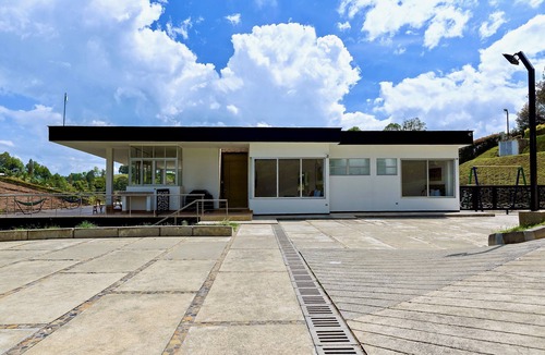El Penol Villa | Villa Camila, El Peñol, Guatapé. Your Dream All-Inclusive Colombian Villa Awaits