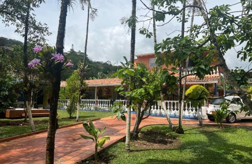 Cali House | Villa El Rio
