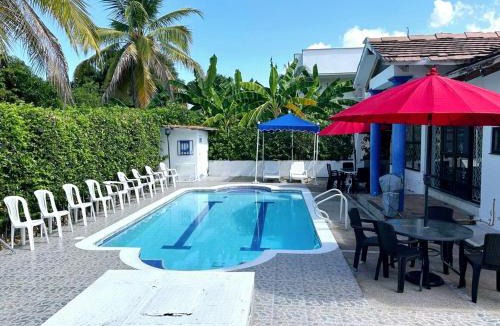 Ricaurte Villa | Villa Marisol Hermoso Condominio con Piscina
