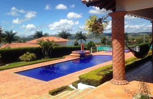 Calima Villa | Villla Celeste, 5 Minutes From Lake Calima