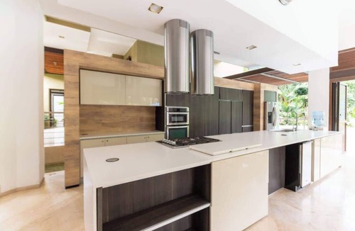 Anapoima Apartment | w* | Attractive 6BR Villa w/ Pool at Mesa de Yeguas
