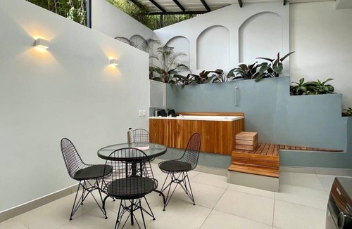 Las Lomas I Apartment | w*| Awesome 2BR w/2 Jacuzzis in El Poblado