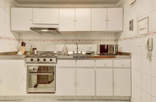 Zona Rosa Apartment | w *| Comfortable & Style 2BR in Prime Zona T