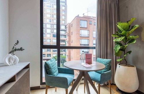 Antiguo Country Apartment | w * | Modern Loft in Parque Virrey