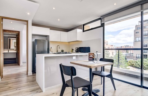 San Patricio Apartment | w* | Remarkable 1BR Balcony in Santa Barbara