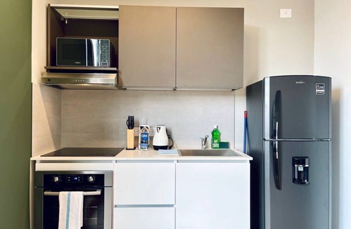 Antiguo Country Apartment | w* | Sunlit Loft in Parque Virrey