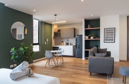 Antiguo Country Apartment | w* | Sunlit Loft in Parque Virrey
