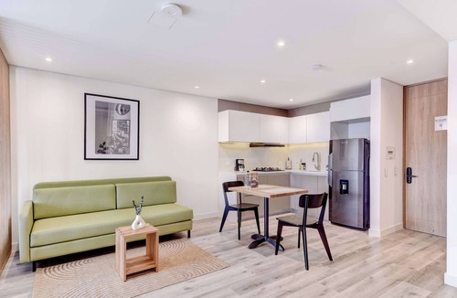San Patricio Apartment | w* | Warm Loft w/Balcony in Santa Barbara