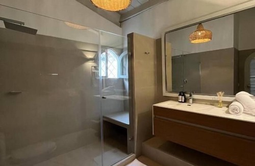 El Laguito Hotel | Wala beach club