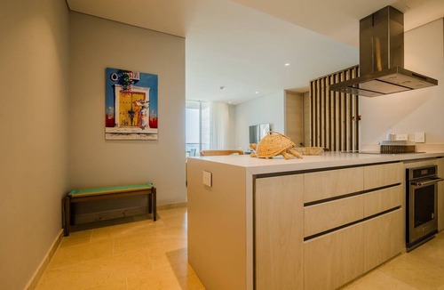 Porto Nao Apartment | Waterfront 3BR with pool and jacuzzi on Isla Barú