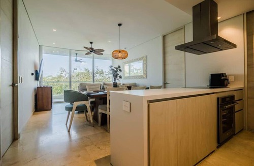 Porto Nao Apartment | Waterfront escape w/pool, gym & sea views