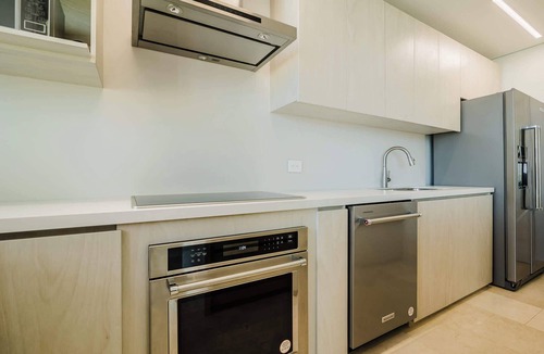 Porto Nao Apartment | Waterfront escape w/pool, hot tub & sauna
