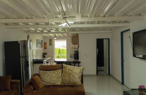Alegrias Other | Whole farmhouse near Pereira: private pool, BBQ, soccer field, sleeps 30