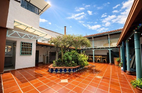 La America Apartment | Work & Live Private Studio in a Strategic Location