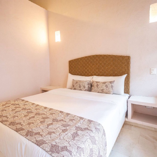 Magica Room @Walled City with hot water