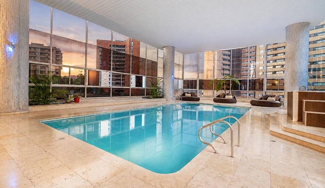 Ático Poblado Piscina, Jacuzzi, BBQ, AC, Disco. in Medellín