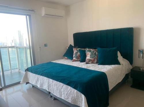 19TH FLOOR LUXURY APARTMENT BAY VIEW CARTAGENA