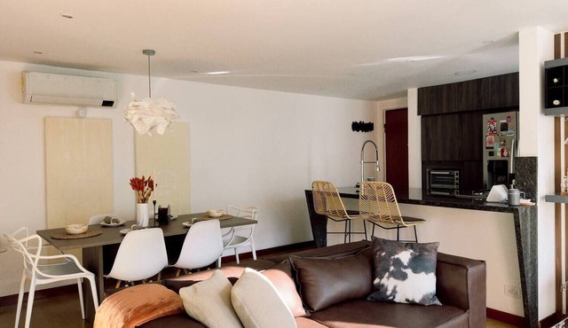 2-bedroom apartment in beautiful El Poblado Medellín with AC in Medellín