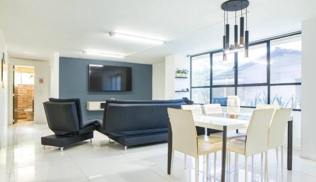 2 bedroom apartment safest in Park LLeras