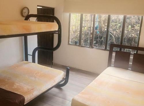 Acogedora casa campestre, con parqueadero privado