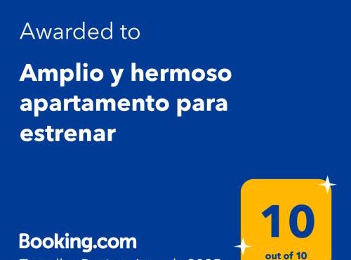 Amplio y hermoso apartamento con balcón para disfrutar, WiFi rápido, piscina y parqueadero