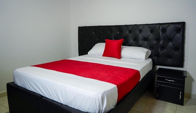 Aparta Hotel El Rosario 1