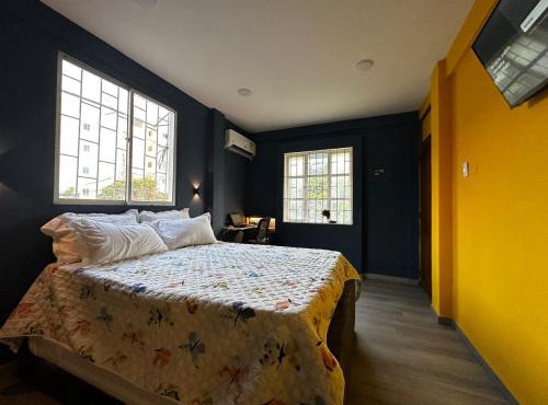 Apartaestudio comfort una planta con cocina barrio bosque