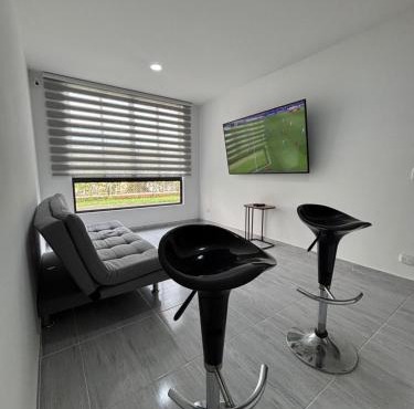 Apartamento completo con piscina