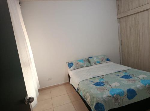 Apartamento con Aire y con Ventilador de tres habitaciones