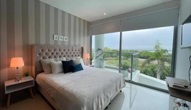 APARTAMENTO DE LUJO 3 HABITACIONES CON JACUZZI HOTEL SONESTA MORROS