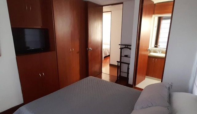 Apartamento en Colina cerca al Centro Comercial