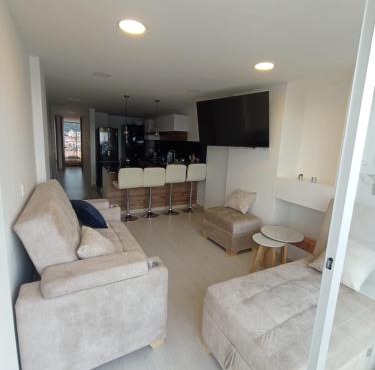 apartamento vista al lago