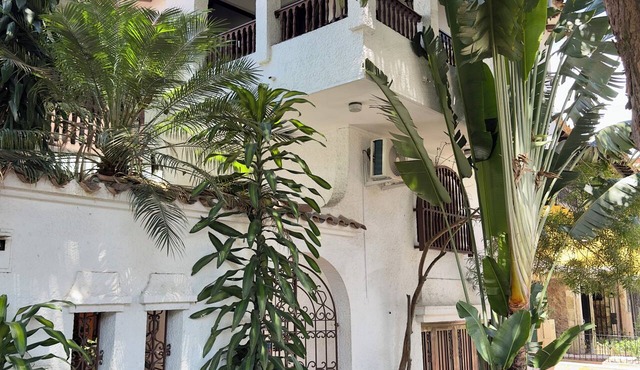 Apartment in Colonial House I Laureles I Quiet Street in Medellín