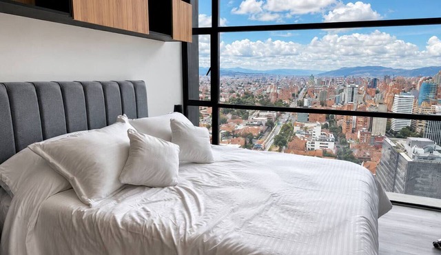 Apartment with incredible city view