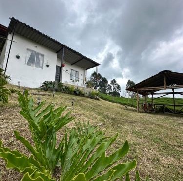 Cabaña privada cerca a termales San Vicente