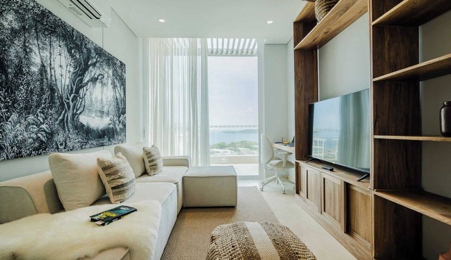 Caribbean beachfront stay w/pool & sauna