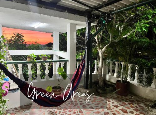 Casa Amplia con vista al mar Taganga