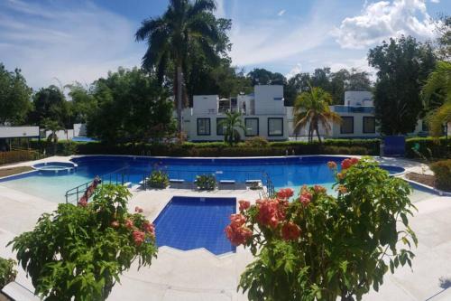 Casa de Verano Condominio Mediterráneo en Carmen de Apicalá