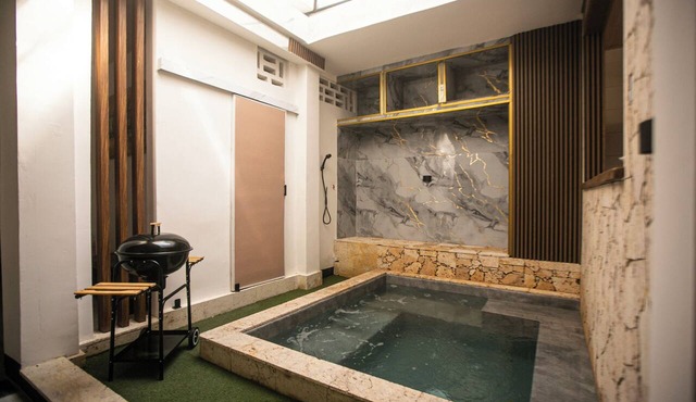 Casa Santa Cruz | Private Jacuzzi | 6 Suites | 16+