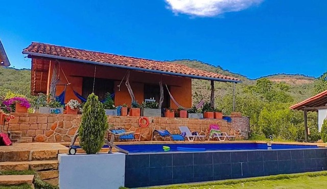 Casa upa con piscina climatizada in Barichara