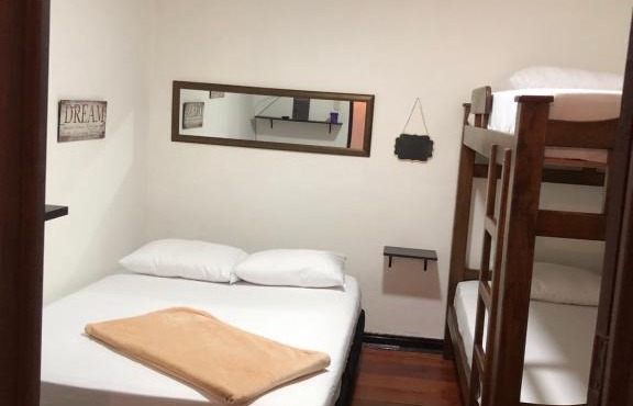 Casa Victoria Cafe-Hostal