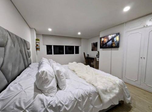 CHARMING APARTMENT IN CHICO RESERVED, 93 PARK, ZONE T!