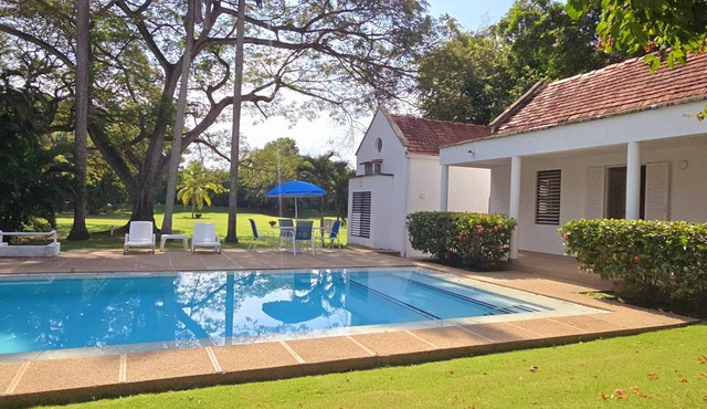 Club Puerto Peñalisa beautiful five bedroom country house.