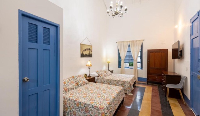Colonial house in Santa Fe de Antioquia & jacuzzi in Santa Fe de Antioquia