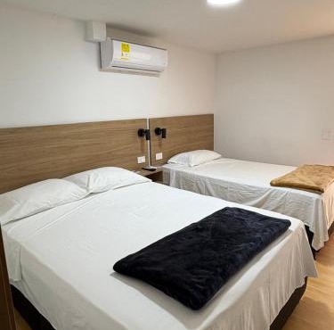 Dadison Plaza Hotel