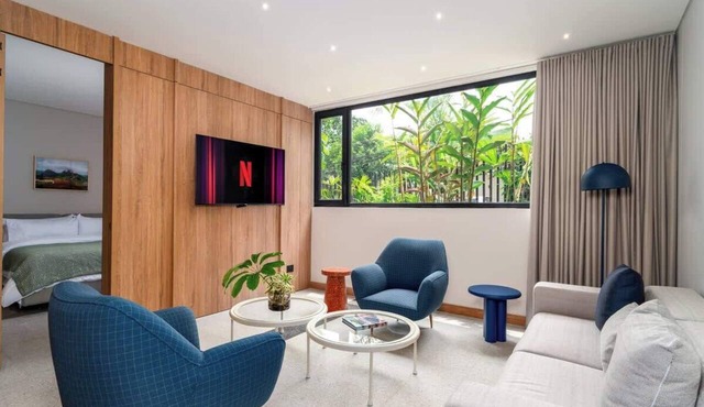 Deluxe 2-Bed In Granada Gastronomic District | 102 in Cali