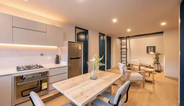 Digital Nomad Paradise 3 units-4BR w/AC in Manila in Medellín