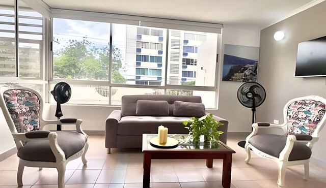 Enjoy Rodadero 1 Block to Beach | 3BR 3BA Fits 10 in Santa Marta
