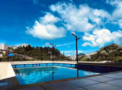 Espectacular vista, apto de lujo, piscina, gym