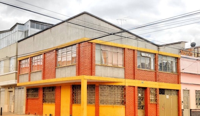 Excelente Ubicación- Acogedora Habitación Av. Chile